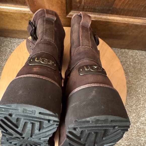UGG Brown "Maddox" Moto Buckle Boots w/Sheepskin Lining Size 6 (S/N 1009279) - Picture 14 of 14